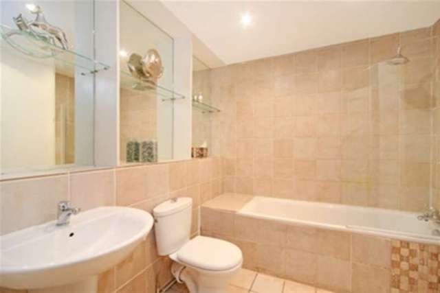  Image of 1 bedroom Property to rent in Bray Place London SW3 at London, SW3 3LL