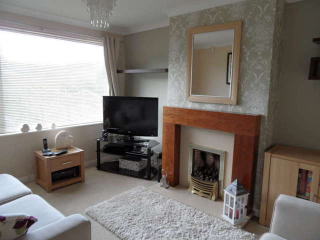  Image of 3 bedroom Semi-Detached house to rent in Braydon Avenue Little Stoke Bristol BS34 at Little Stoke Bristol Tresham, BS34 6EH