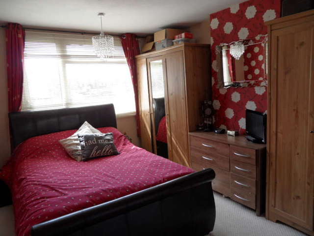  Image of 3 bedroom Semi-Detached house to rent in Braydon Avenue Little Stoke Bristol BS34 at Little Stoke Bristol Tresham, BS34 6EH