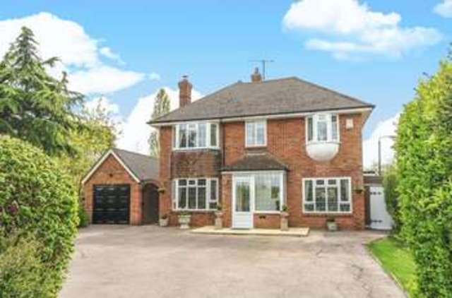  Image of 4 bedroom Property for sale in Bromham Road Bedford MK40 at Bromham Road  Bedford, MK40 4AA