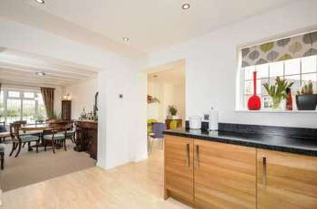  Image of 4 bedroom Property for sale in Bromham Road Bedford MK40 at Bromham Road  Bedford, MK40 4AA