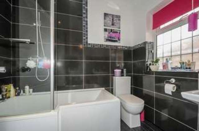  Image of 4 bedroom Property for sale in Bromham Road Bedford MK40 at Bromham Road  Bedford, MK40 4AA