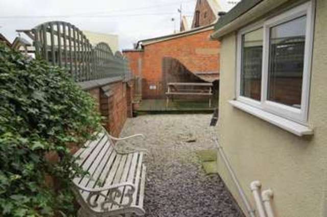  Image of 2 bedroom Terraced house to rent in Brook Street Melton Mowbray LE13 at Wyvern Terrace  Melton Mowbray, LE13 1AD