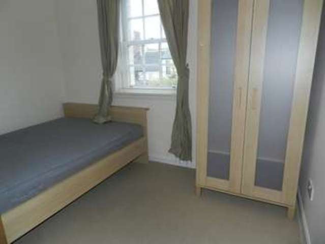  Image of 2 bedroom Flat to rent in Broomgate Lanark ML11 at Broomgate  Lanark, ML11 9EE