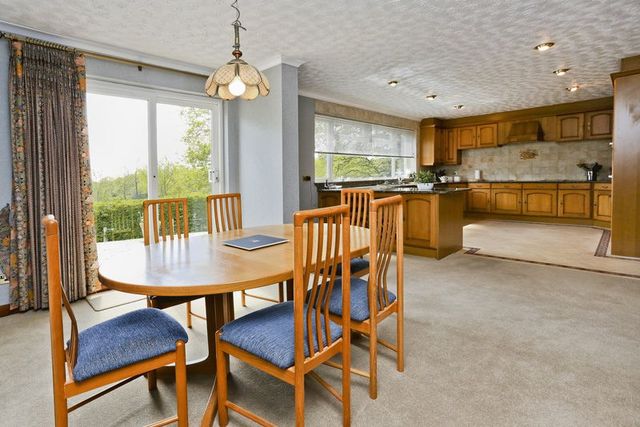  Image of 5 bedroom Detached house for sale in Baas Hill Close Broxbourne EN10 at Baas Hill Close  Broxbourne, EN10 7EU