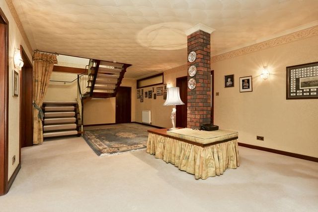  Image of 5 bedroom Detached house for sale in Baas Hill Close Broxbourne EN10 at Baas Hill Close  Broxbourne, EN10 7EU