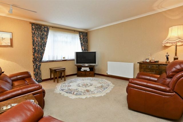  Image of 5 bedroom Detached house for sale in Baas Hill Close Broxbourne EN10 at Baas Hill Close  Broxbourne, EN10 7EU