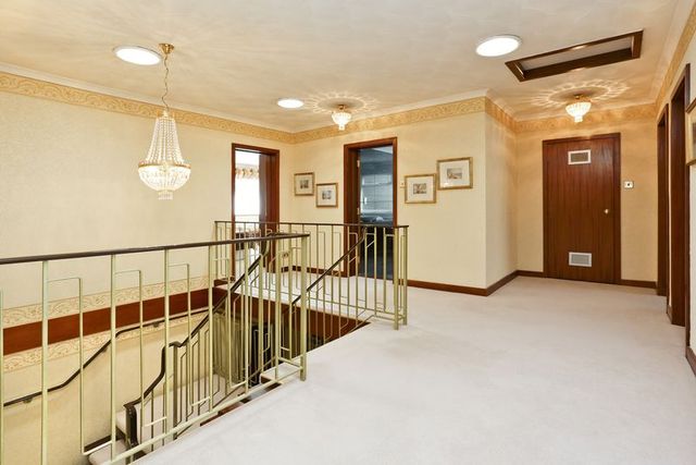  Image of 5 bedroom Detached house for sale in Baas Hill Close Broxbourne EN10 at Baas Hill Close  Broxbourne, EN10 7EU