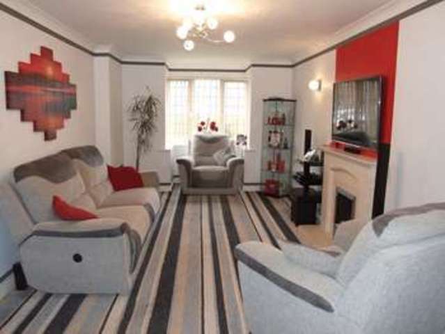  Image of 4 bedroom Detached house for sale in Brush Drive Loughborough LE11 at Brush Drive  Loughborough, LE11 1LT