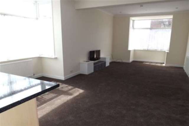  Image of 3 bedroom Detached house to rent in Buchanan Street Blackpool FY1 at Blackpool, FY1 3LR