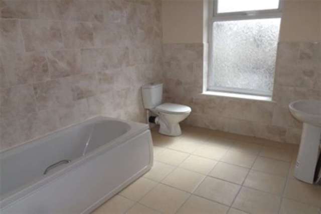  Image of 3 bedroom Detached house to rent in Buchanan Street Blackpool FY1 at Blackpool, FY1 3LR