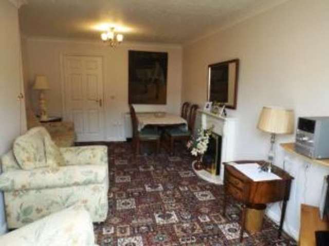  Image of 1 bedroom Flat for sale in Shrubbs Drive Middleton-on-Sea Bognor Regis PO22 at Shrubbs Drive Middleton On Sea Middleton-on-Sea, PO22 7SF