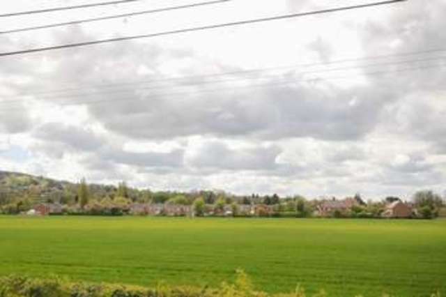  Image of 2 bedroom Cottage for sale in Buckland Road Buckland Aylesbury HP22 at Buckland Road  Buckland, HP22 5LP