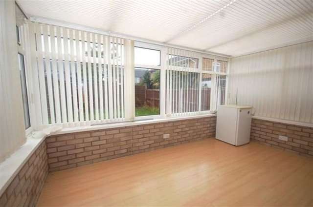  Image of 3 bedroom Semi-Detached house to rent in Budworth Road Great Sutton Ellesmere Port CH66 at Great Sutton Ellesmere Port Cheshire, CH66 2RJ