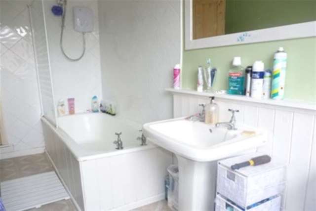  Image of 2 bedroom Terraced house to rent in Bulwer Road Leicester LE2 at Leicester, LE2 3BU