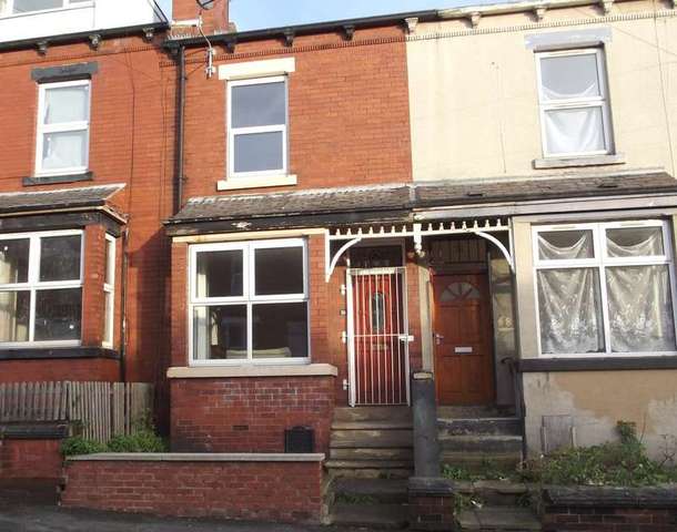  Image of 3 bedroom Terraced house to rent in Burlington Road Holbeck Leeds LS11 at Beeston Leeds West Yorkshire, LS11 7DS