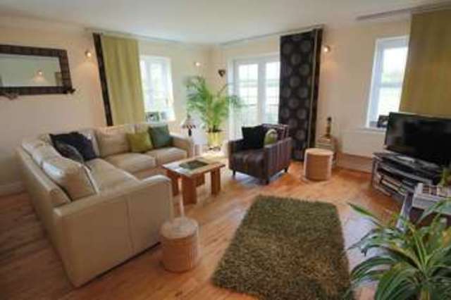  Image of 2 bedroom Flat for sale in Rochdale OL11 at Hollin Lane Bamford Rochdale, OL11 5AR