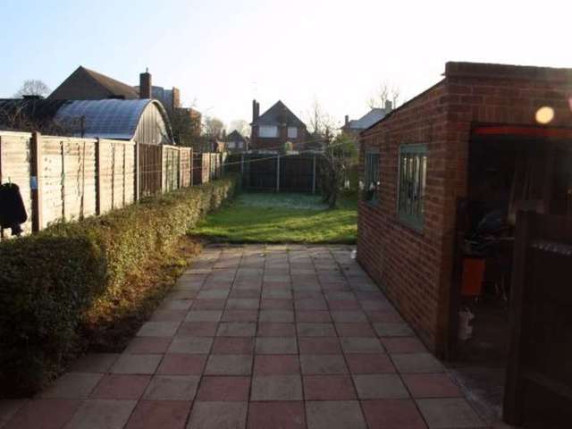  Image of 3 bedroom Semi-Detached house to rent in Calder Gardens Edgware HA8 at EDGWARE EDGWARE, HA8 5PR