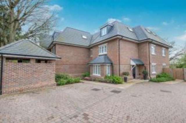  Image of 2 bedroom Flat for sale in The Avenue Camberley GU15 at Camberley Surrey Camberley, GU15 3NE