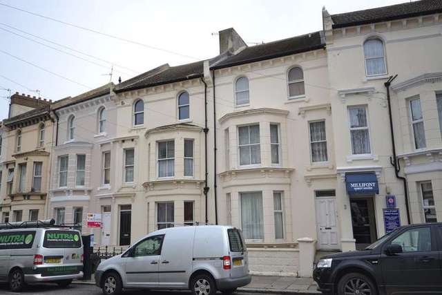  Image of 1 bedroom Flat for sale in Cambridge Gardens Hastings TN34 at Hastings, TN34 1EH