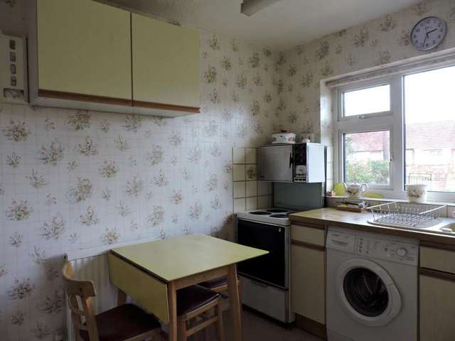  Image of 3 bedroom Bungalow to rent in Cambridge Road Kesgrave Ipswich IP5 at Kesgrave  Ipswich, IP5 1EW
