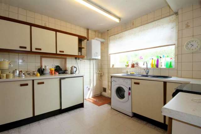 Image of 3 bedroom Semi-Detached house for sale in Cangels Close Hemel Hempstead HP1 at Cangels Close Boxmoor Hemel Hempstead, HP1 1NJ