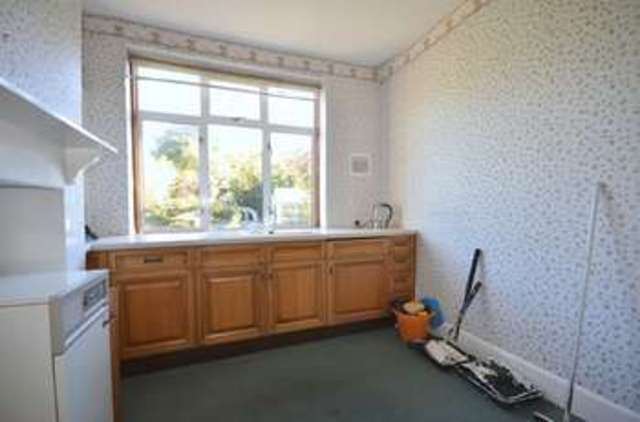 Image of 4 bedroom Detached house to rent in Carbery Avenue Southbourne Bournemouth BH6 at Carbery Avenue  Bournemouth, BH6 3LP