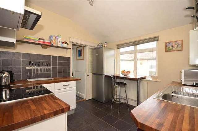  Image of 2 bedroom Maisonette for sale in Carshalton Grove Sutton SM1 at Sutton Surrey Sutton, SM1 4LY