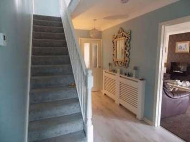  Image of 4 bedroom Detached house for sale in Carters Close Clacton-on-Sea CO16 at Carters Close  Clacton-On-Sea, CO16 7AT