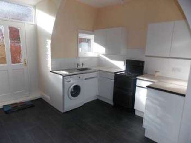  Image of 2 bedroom Terraced house to rent in Catherine Street East Horwich Bolton BL6 at Catherine Street East Horwich Bolton, BL6 7JZ