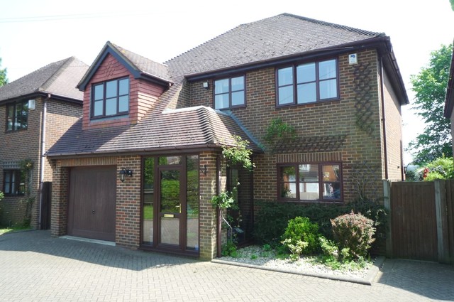  Image of 4 bedroom Detached house to rent in Watford Road St. Albans AL1 at Watford Road  St Albans, AL1 2AE