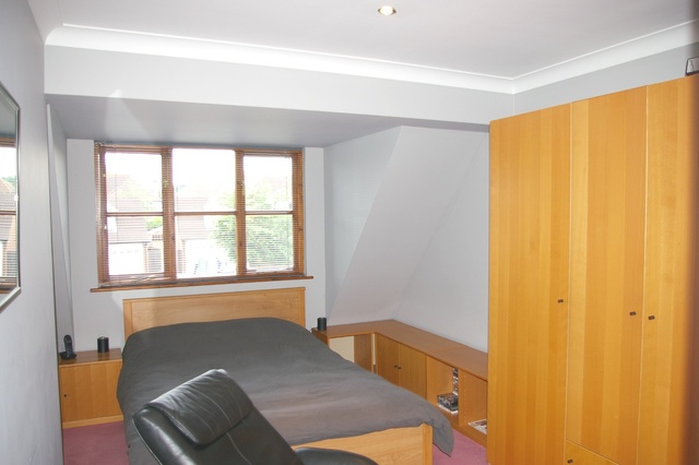  Image of 4 bedroom Detached house to rent in Watford Road St. Albans AL1 at Watford Road  St Albans, AL1 2AE