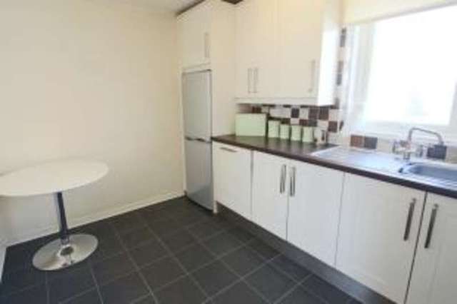  Image of 3 bedroom Flat for sale in Cavendish Place Glasgow G5 at Gorbals Glasgow Glasgow, G5 9NS