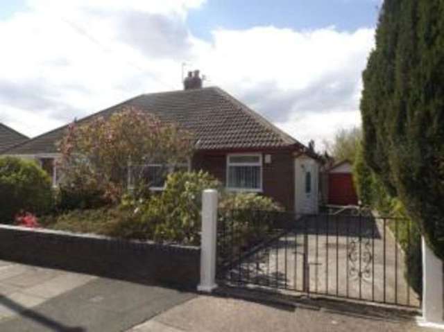  Image of 2 bedroom Bungalow for sale in Cedar Drive Clifton Swinton Manchester M27 at Clifton Swinton Swinton, M27 6WF