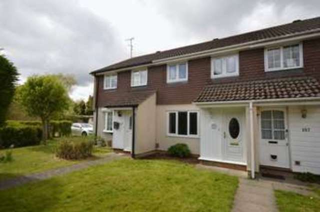  Image of 3 bedroom Terraced house for sale in Cemetery Road Houghton Regis Dunstable LU5 at Cemetery Road  Houghton Regis, LU5 5DF