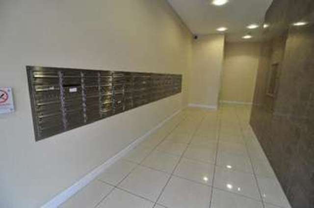  Image of 2 bedroom Flat to rent in Broad Quay Bristol BS1 at Broad Quay  Bristol, BS1 4AU