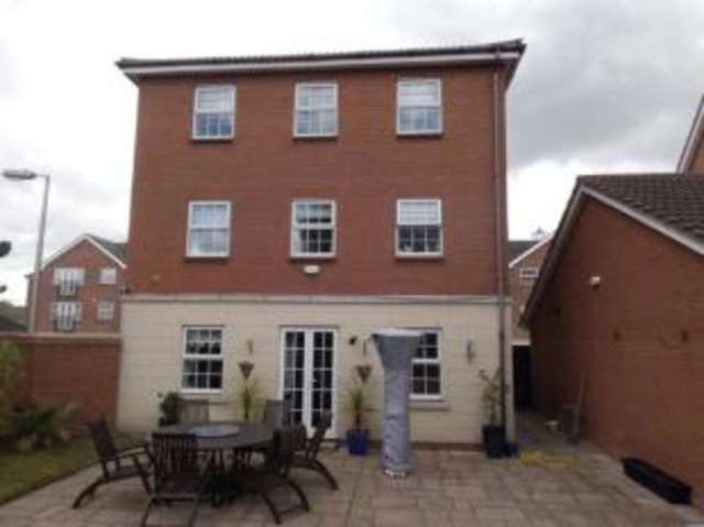  Image of 5 bedroom Detached house for sale in Harper Close Chafford Hundred Grays RM16 at Chafford Hundred Grays North Stifford, RM16 6DA