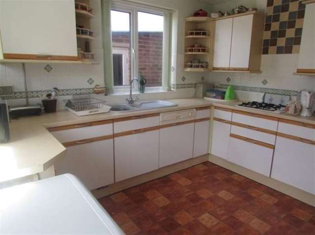  Image of 2 bedroom Detached house for sale in Chancellor Road Walton Street BA16 at Street, BA16 9RX