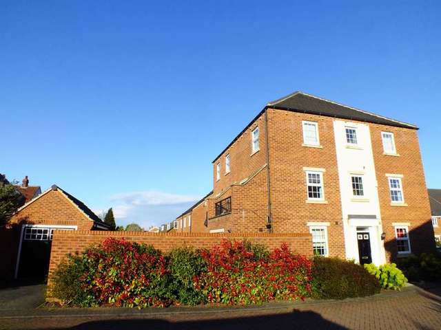  Image of 3 bedroom Semi-Detached house for sale in Chandos Mews Leeds LS8 at Roundhay Leeds Roundhay, LS8 1HU