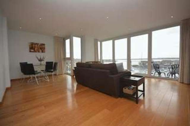  Image of 2 bedroom Flat to rent in Channel Way Ocean Village Southampton SO14 at Channel Way  Southampton, SO14 3JB
