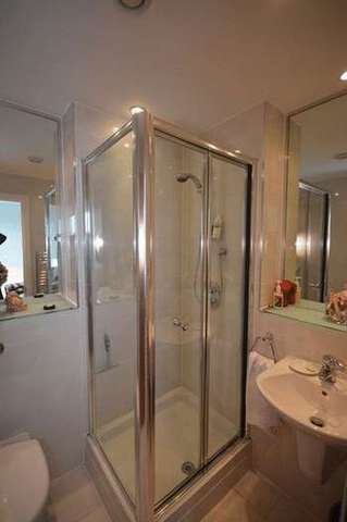  Image of 2 bedroom Flat to rent in Channel Way Ocean Village Southampton SO14 at Channel Way  Southampton, SO14 3JB