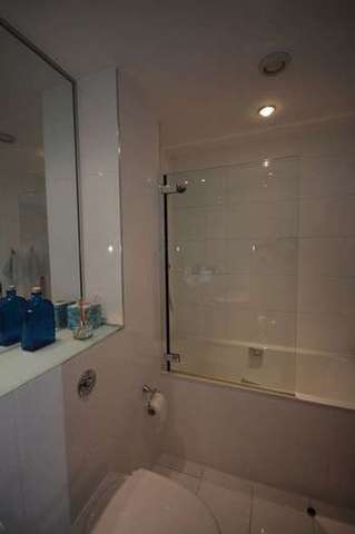  Image of 2 bedroom Flat to rent in Channel Way Ocean Village Southampton SO14 at Channel Way  Southampton, SO14 3JB
