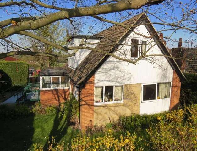  Image of 4 bedroom Detached house for sale in Chapel Lane Barwick in Elmet Leeds LS15 at Barwick In Elmet Leeds Leeds, LS15 4EL