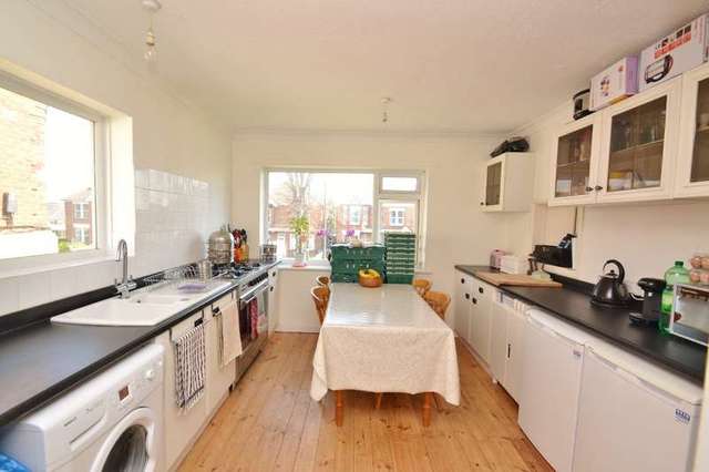  Image of 2 bedroom Flat for sale in Charminster Avenue Bournemouth BH9 at 80 Charminster Avenue  Bournemouth, BH9 1SE