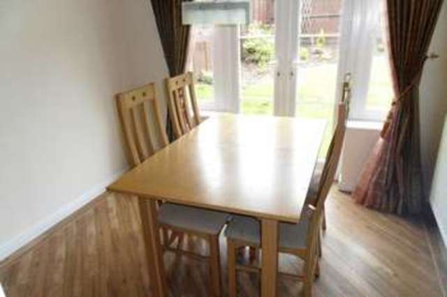  Image of 4 bedroom Detached house to rent in Charnock Close Halifax HX1 at Charnock Close  Halifax, HX1 2NZ