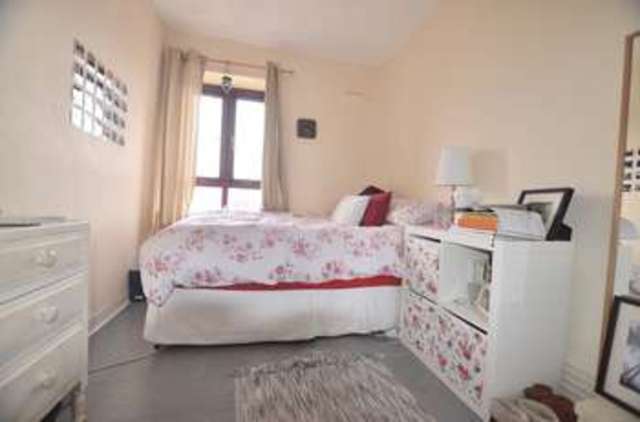 Image of 3 bedroom Flat to rent in Charnwood Street London E5 at Charnwood Street  London, E5 8SJ