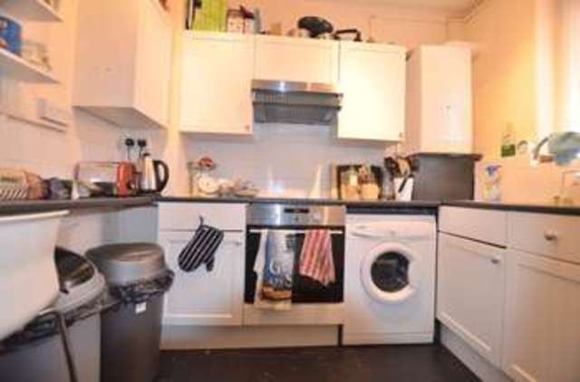 Image of 3 bedroom Flat to rent in Charnwood Street London E5 at Charnwood Street  London, E5 8SJ