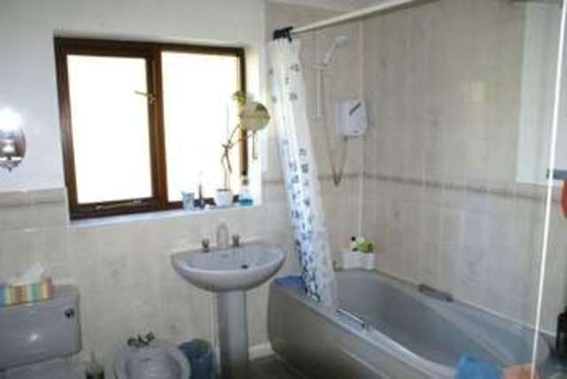  Image of 4 bedroom Detached house for sale in The Hawthorns Charvil Reading RG10 at The Hawthorns Charvil Reading, RG10 9TS