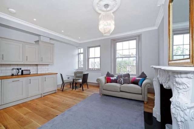  Image of 1 bedroom Flat to rent in Chepstow Crescent London W11 at Chepstow Crescent  London, W11 3EB