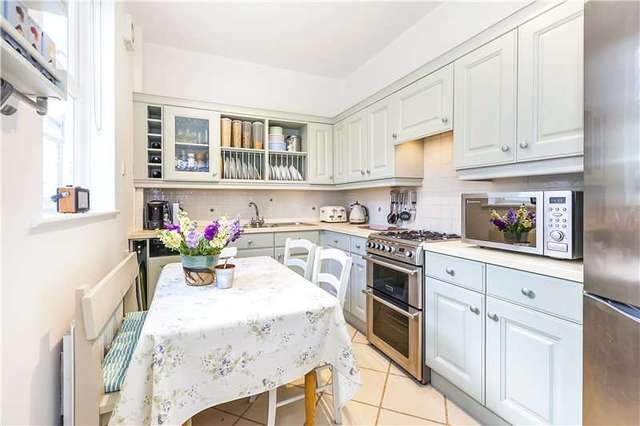  Image of 5 bedroom Terraced house for sale in Chevening Road London SE10 at London  Greenwich, SE10 0LA